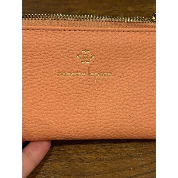 Nanette Lepore Zip Wallet Card Holder Coin Purse Organizer ID window - Picture 8 of 9